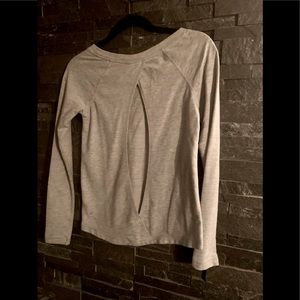 Super cute, great condition, open back sweatshirt